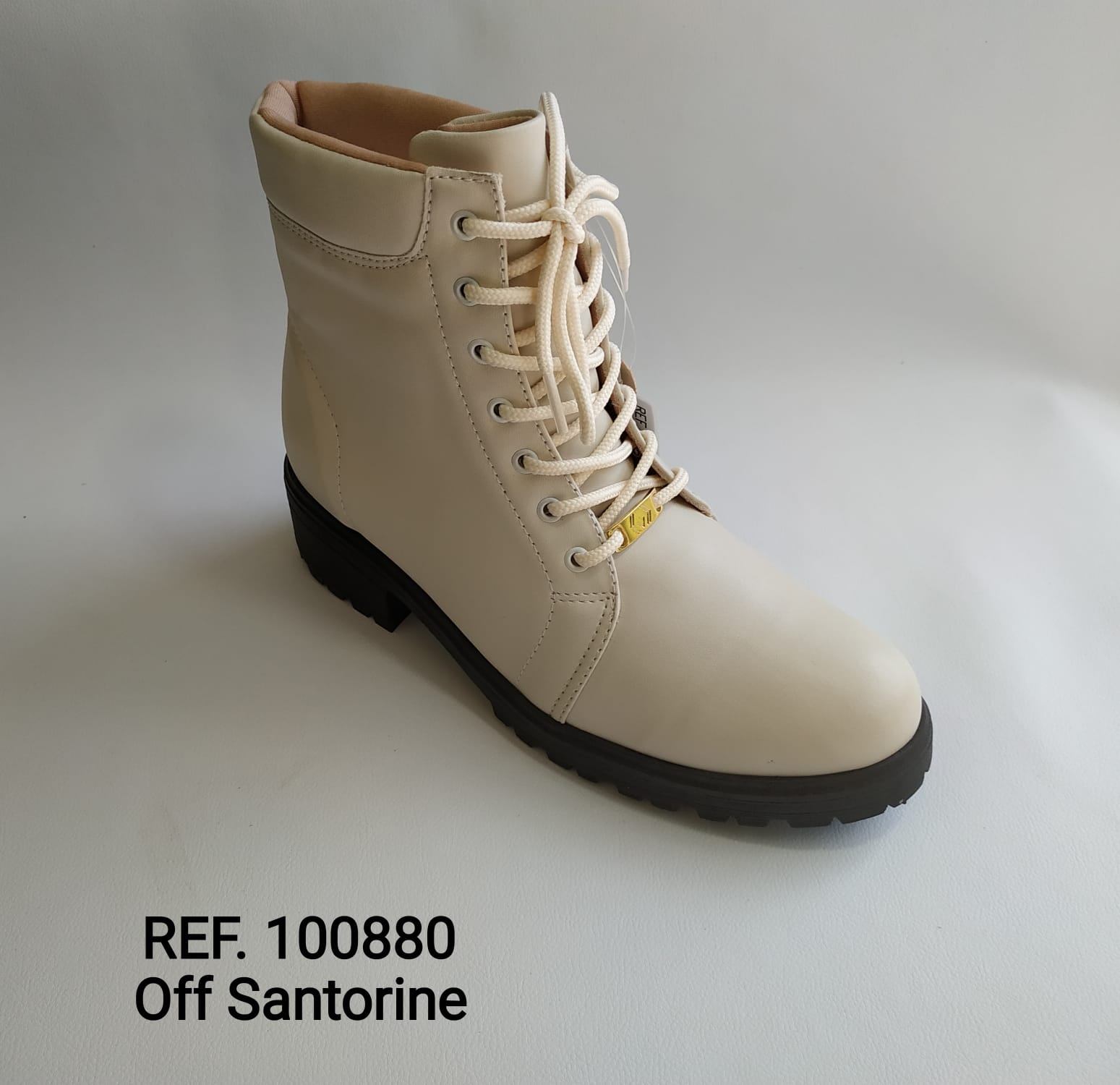 Ref. 100880 Off Santorine