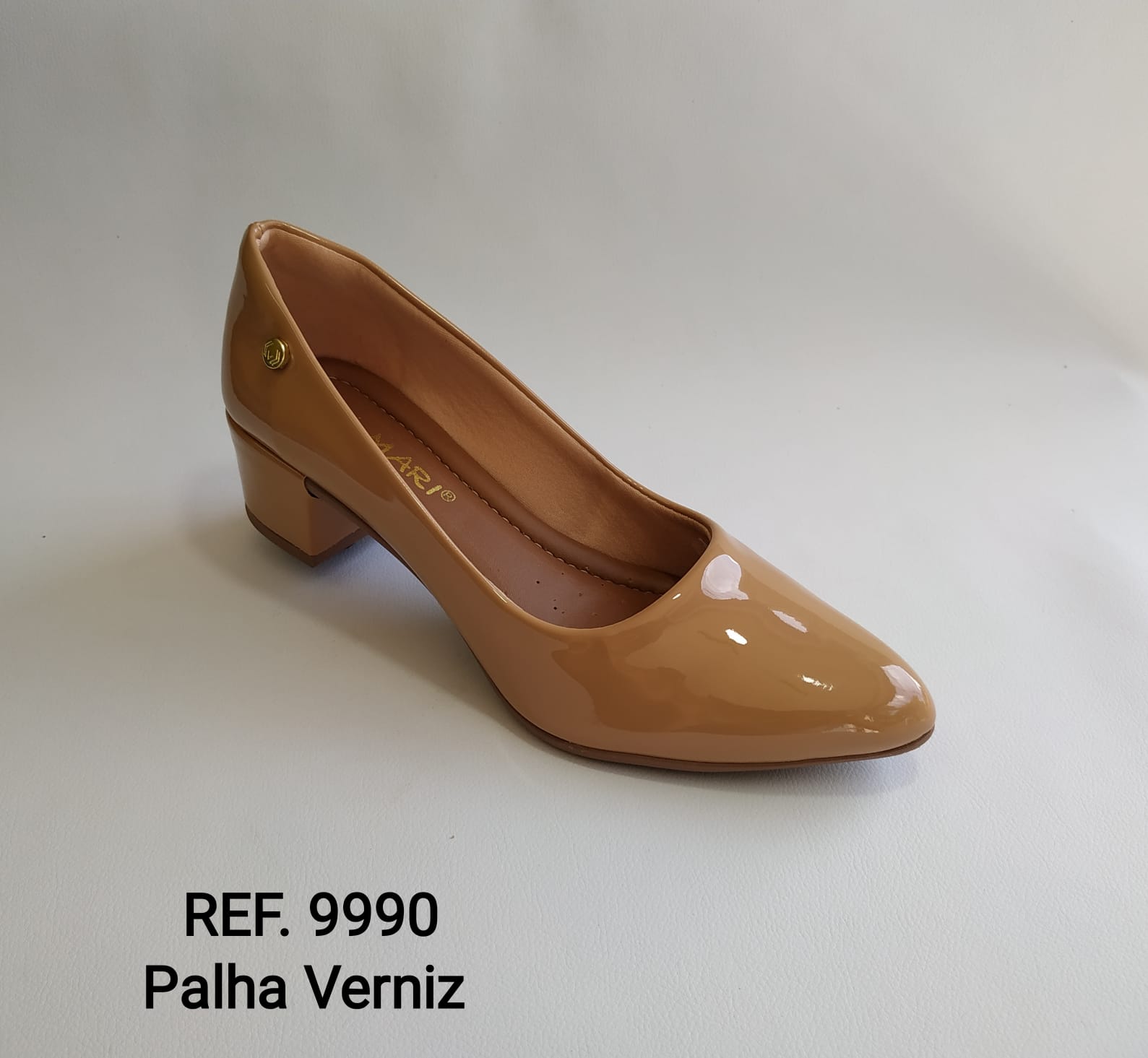 Ref. 9990 Palha Verniz